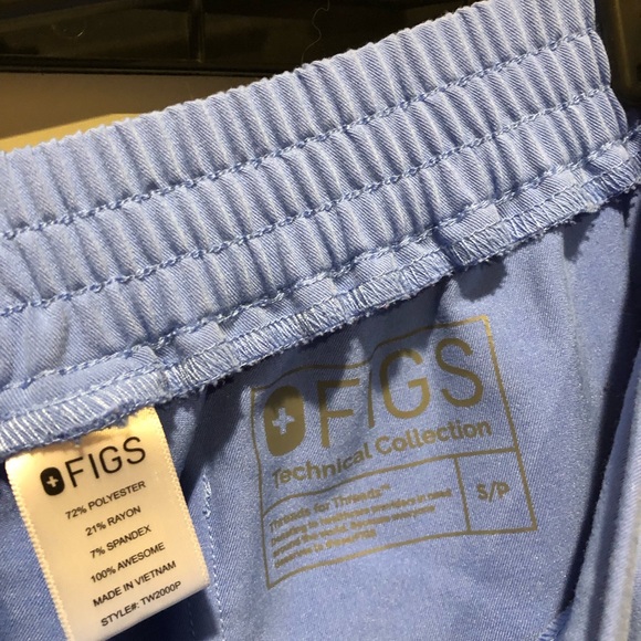 Lightly used Figs Yola scrubs in Ceil blue; size petite small - Picture 2 of 4
